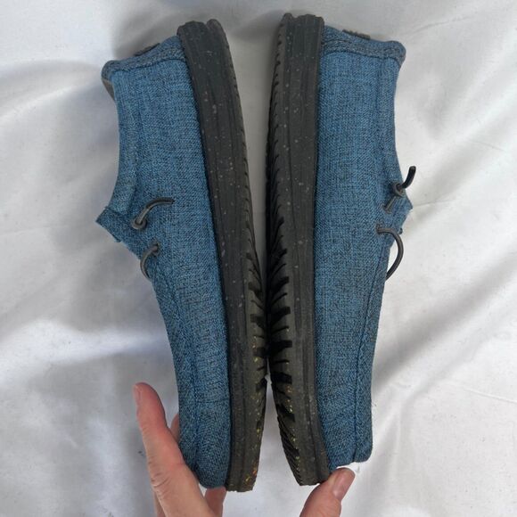 Hey Dude Wally Eco Linen Eclipse Blue Slip On Canvas Loafers Mens Size 9 - Picture 5 of 9